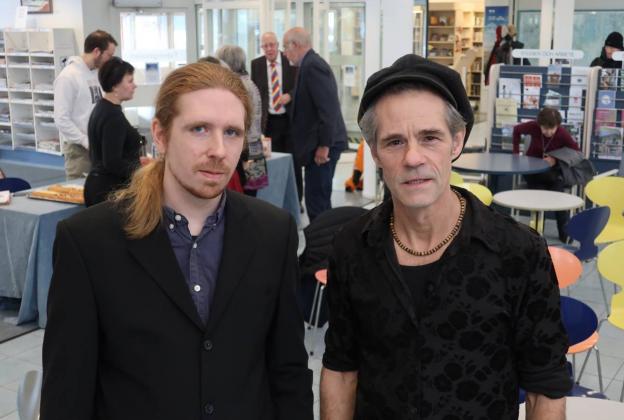 Bo Söderlund och Nicklas Lantz mottog på söndagen stipendier från Julius Sundbloms minnesstiftelse. Foto: Annika Kullman Bo Söderlund och Nicklas Lantz mottog på söndagen stipendier från Julius Sundbloms minnesstiftelse.